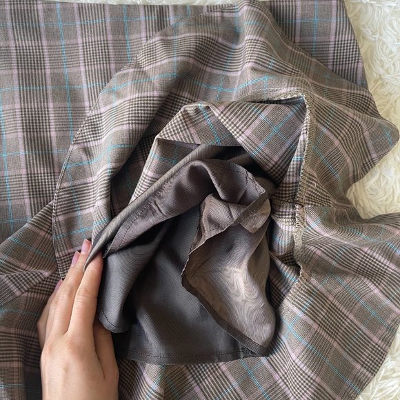 Aritzia Sunday Best Fit and Flare Mini Skirt - Picture 4 of 4